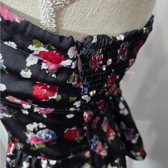 American Eagle Size L Strapless Black Floral Smocked blouse - Picture 3 of 12